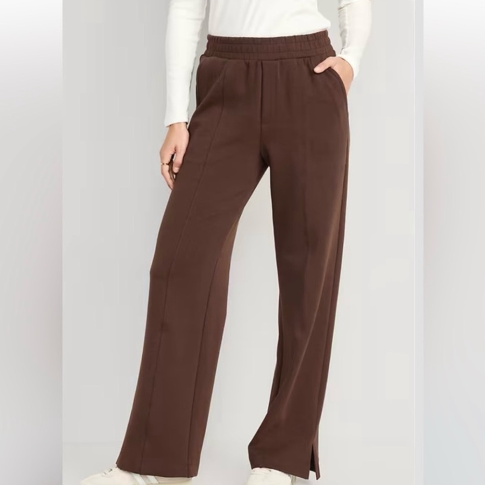 Old Navy Dynamic Fleece Wide Leg Sweat-Trouser
